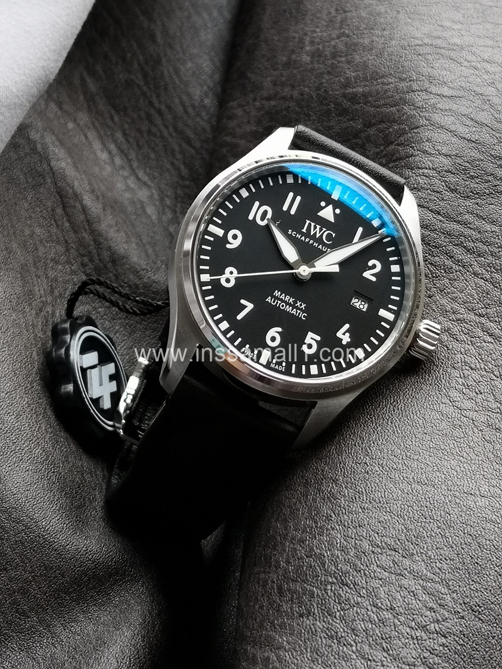 IWC 파일럿 마크 XVIII (18) 어린왕자 검판 40mm